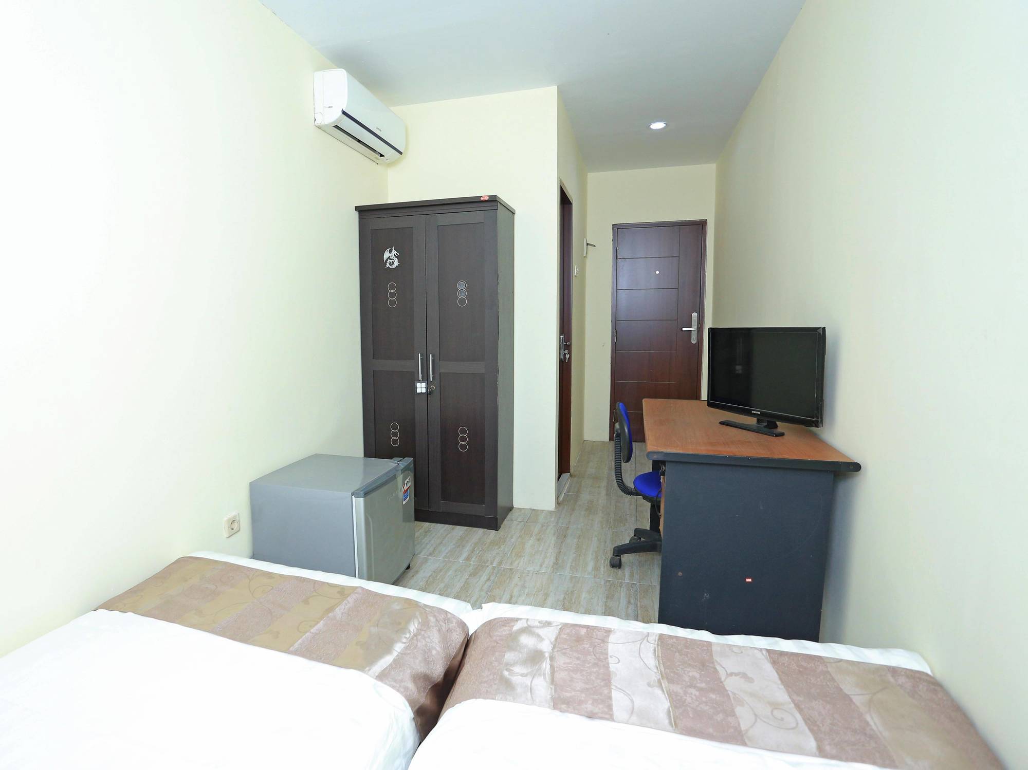 Ds Colive Siliwangi Semarang Exterior foto